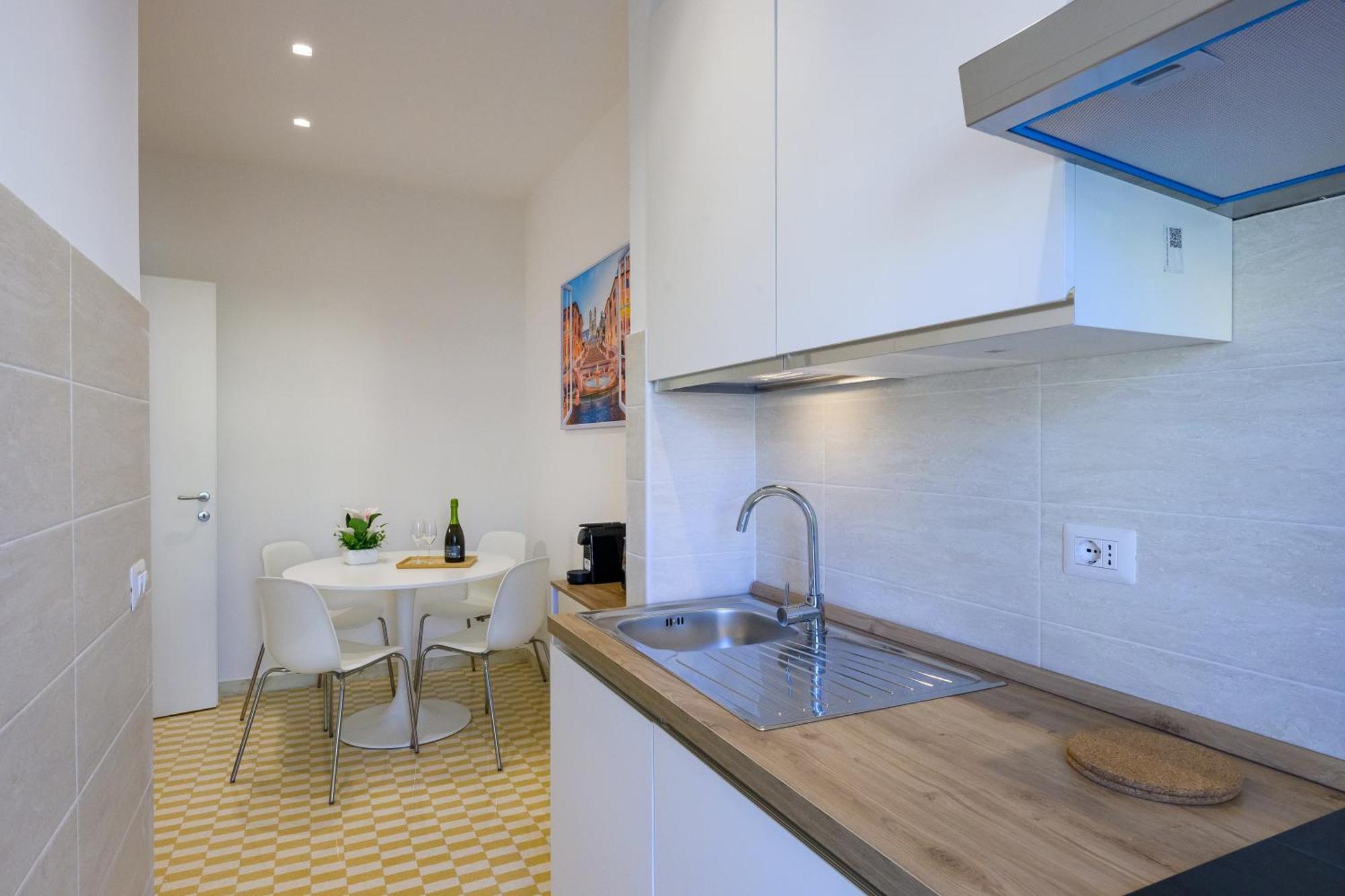 Luxury Suite-Metro Malatesta Rome Bagian luar foto